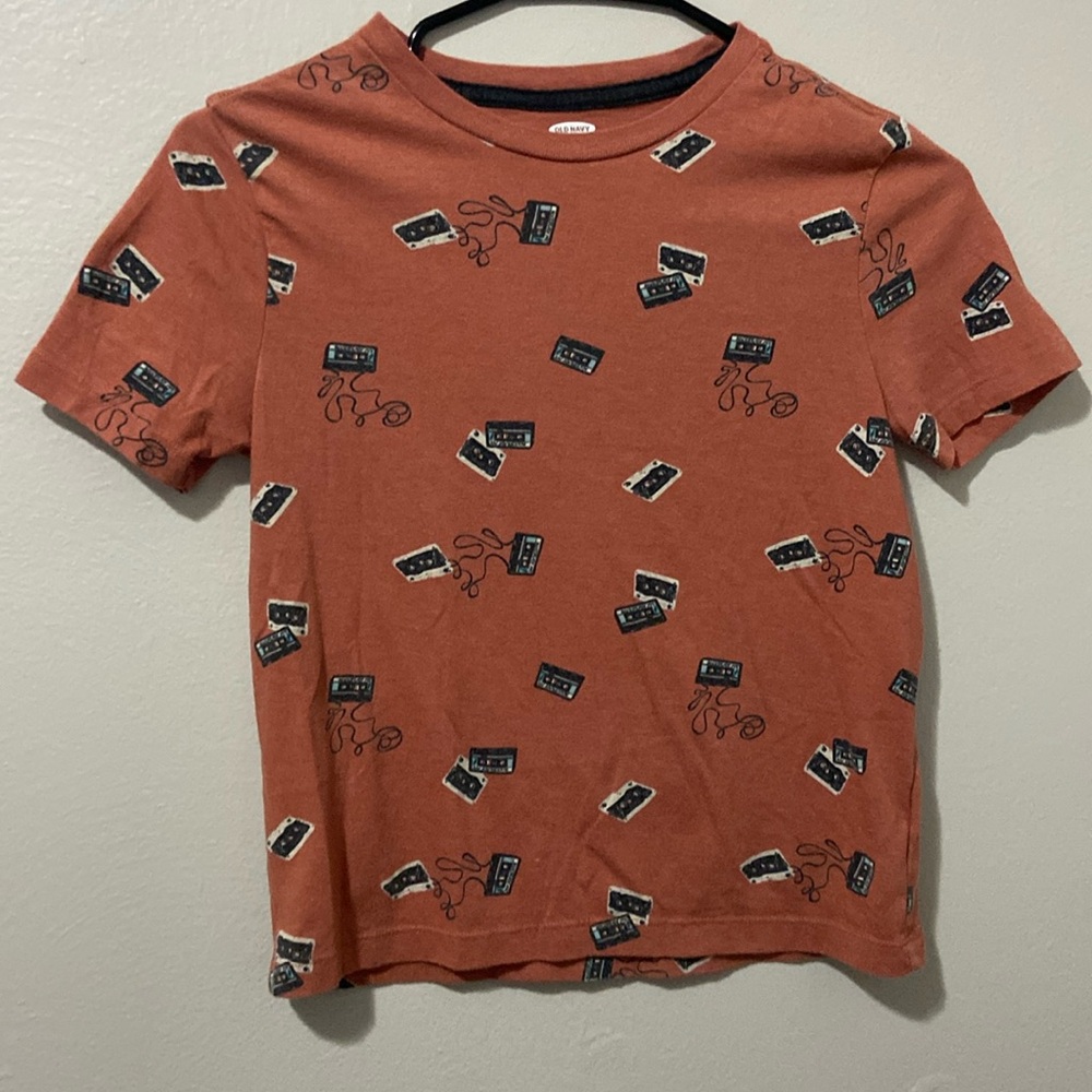 Boys cassette tape print tshirt. Medium-8